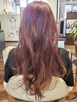 トゥルートラスト アン 下石田店(True Trust un)&nbsp;ワインレッドカラー透明感抜群大人可愛いゆるふわウェーブ