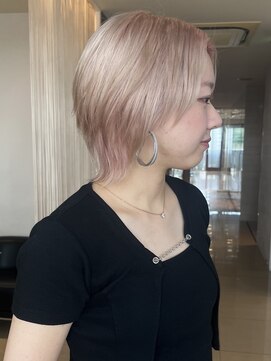 フェイス 大船(FACE) ホワイトブロンド/ショートウルフ【大船駅】太良坊航