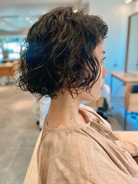 フリップビーアヴェダ(FLIP B AVEDA) 本八幡×ウェーブパーマ×ショートボブ