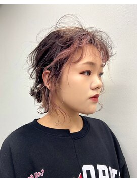 カフネ ジュントス ヨロ(Cafune' juntos YOLO) 顔回りインナーカラー　くすみピンク