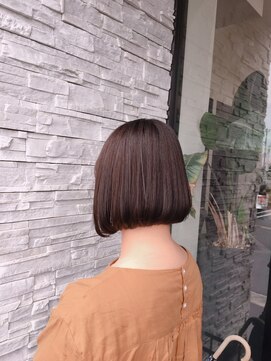 アールトゥーヘアー(art To Hair) 前下がりボブ