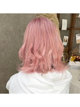 ヘアーデザインルアナ(Hair design Luana.) うっすらピンク