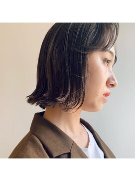 ラナ 渋谷(Lana) ミディアムボブベビーバングショコラベージュボブルフ