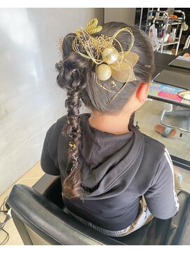 フィオーレ ヘアデザイン(FIORE hair design) 七五三 キッズヘアアレンジ