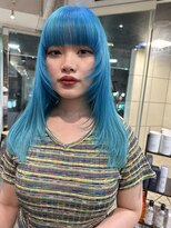 ヘアーアンドメイク ビス(HAIR&MAKE bis) 水色カラー　レイヤーカット　【青柳みゆ】