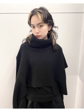 スノッブエンバンプ(snob enVAmp) 黒×金のレイヤーウルフ