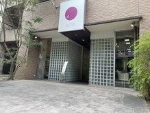 ラグジュアリーサロン グリッター(Luxury salon glitter)