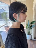 プリモ ココ 鍋島店(Primo coco.)&nbsp;ボブ インナーカラー ショートボブ イヤリングカラー オリーブ