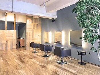 イツモノトコロ(kami to zakka)の写真/【ぬくもりを感じる開放的な空間】×【悩みに向き合うワタシスタイル提案】が織りなす相談型サロン