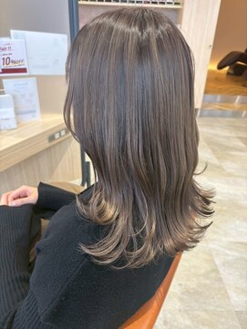 リモア(limore) ベージュカラー/棚澤なつみ