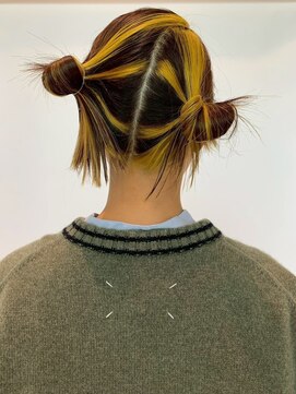 ペレ 原宿(PELE) ダブルカラー/ケアブリーチ/羽エクステ/原宿