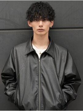 テン 心斎橋(tenn.) 難波シャドウパーマメンズマッシュウルフカット波巻きパーマ色気