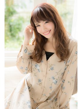 ファミリア バイ リトル(Familia by little) ゆるふわウェーブロング