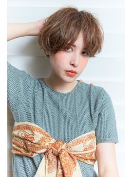 ラレイ(Lalei) 表参道駅/青山 大人かわいいワンサイドショート 辻幸奈