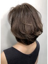 ニチカ 銀座(NYCKA)&nbsp;美！シルエット大人ボブ×白髪ぼかしハイライトカラー