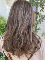 ヴィアンカ(Vianca)&nbsp;ゆるふわレイヤースタイル