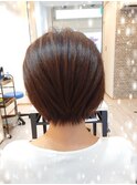 ショートボブ