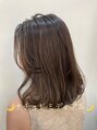 ヴィオラスバイポッシュ ギンザ(Violus by Posh GINZA) ミディアムスタイル骨格にあわせてカットします。お任せ下さい