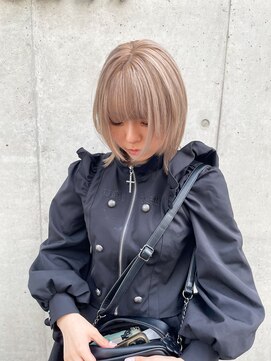 スティーン(STEEN) ホワイトベージュ