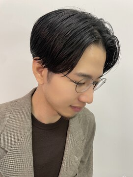 トニーワン ナチュラル前下がりセンターパート