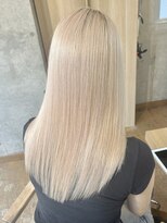 カリーナコークス 原宿 渋谷(Carina COKETH) インナーカラー/ダブルカラー/イヤリングカラー/ハイライト