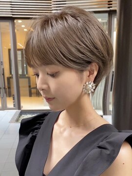 ラフ 立川(Laff) 立川小顔ショートボブ/丸みショート/アッシュベージュ/艶髪/美髪