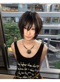 15570黒髪アッシュウルフレイヤー似合わせフェザーショート