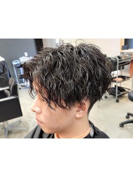 メンズ専門店の高技術をお手頃価格でご提供♪お得な平日限定クーポンで忙しいメンズにもおすすめ◎