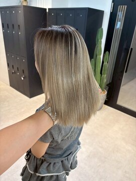 メリー オオサカ(Merly Osaka) バレイヤージュ