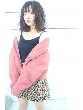 リノン(LINON) ウェーブスタイル×ミディアム