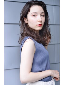 ロロ(ro-ro) 【恵比寿ro-ro】イルミナ×オリーブカラー