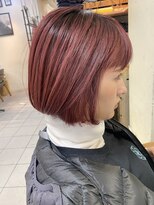 ペネロープ(Penelope)&nbsp;ショートボブ　レッドカラー　YACHI