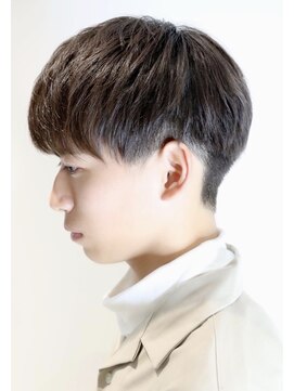 ザ サードヘアー 柏(THE 3rd HAIR) ナチュラルサイドシルエット前下がり2ブロック刈り上げマッシュ