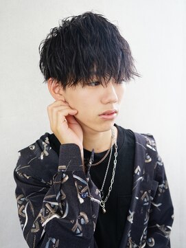 ネオリーブアイム 横浜西口店(Neolive aim) 横浜★ミディアムマッシュの縦落ちツイスパ