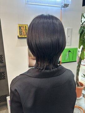 エー(A) ウルフレイヤーボブ