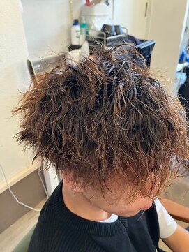 アンバー(amber) メンズパーマ