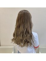 アッシュ 北千住店(Ash)&nbsp;ホワイトミルクティーカラー