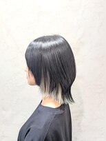 ウシワカマルエムティードット(USHIWAKAMARU MT.) ホワイトシルバー×ブラック