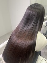 イリ(iLi)&nbsp;【iLi×MIRAI】美髪矯正＋inbornトリートメント