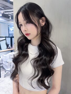 顔周りレイヤー韓国ヘア黒髪小顔ロング_F40919