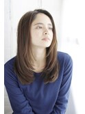 かきあげバングのナチュラルストレート