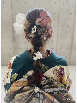 アンドモア(and MORE) ローポニースタイル