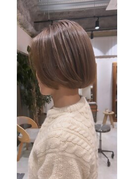 アドア 横浜(ADORE) ボブ×グレージュ