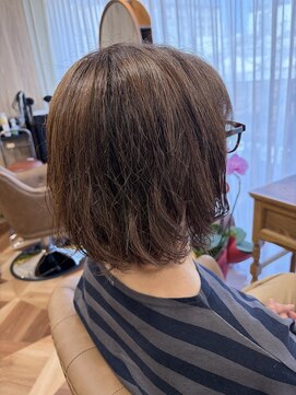 ラナ(LANA) ボブ×ベージュカラー