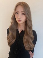 リエンスクレア(RIENS xrea)&nbsp;ブリーチ｜ダブルカラー｜スモーキーベージュ｜山本優舞