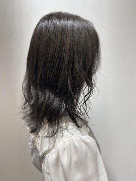 リア(Li'a by neolive) ダークグレージュ