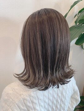 アニータバイガネイシャ(Aujua anita by ganesha) #コントラストハイライト#ダークショコラ#外ハネスタイル