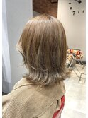 外ハネ 明るめオリーブカラー