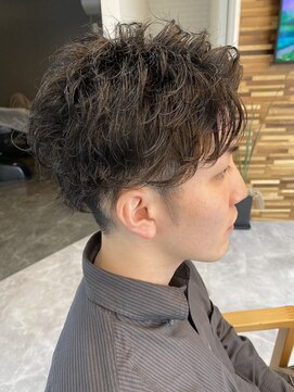 メモリー(Memory) ニュアンススパイラルパーマ（ゲストスタイル）