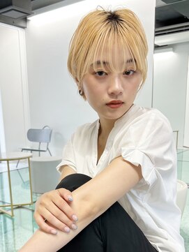 ムード タテマチ(mood tatemachi) くびれハイトーンショート